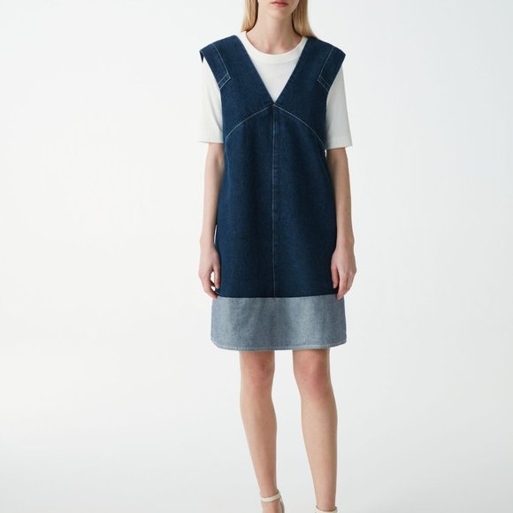 COS DENIM A-LINE DRESS NWT Size 6 - Picture 2 of 9